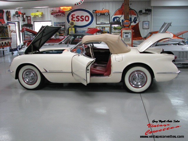 1954 Corvette Polo White Red interior  “JUST-IN “